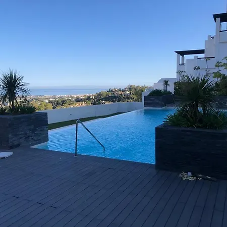 La Quinta Hills 2 Bedroom In Marbella *